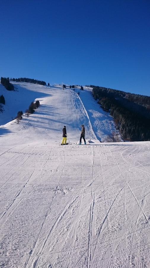 FATRAPARK 1 U SOVIČKY štúdio, kuchynka, kúpeľňa,s balkónom grátis parkovanie v podzemnej garáži Ruzomberok Esterno foto