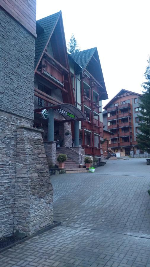 FATRAPARK 1 U SOVIČKY štúdio, kuchynka, kúpeľňa,s balkónom grátis parkovanie v podzemnej garáži Ruzomberok Esterno foto